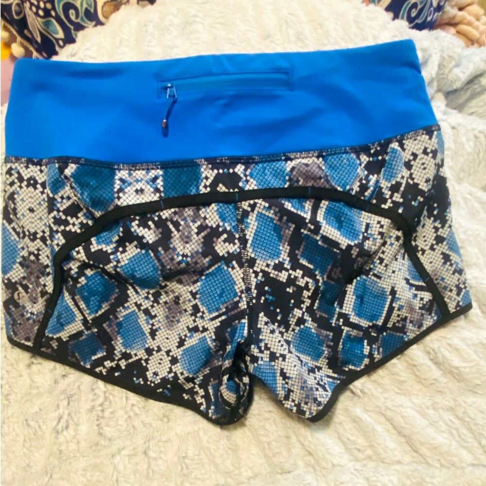 RARE HTF Lululemon Speed Short 2.5" - Mini Ziggy Snake Caspian Blue EUC Size 6 - Picture 6 of 8